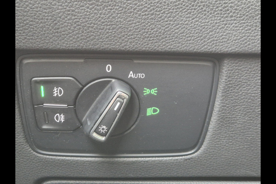 Volkswagen Passat 1.4 TSI Highline Business R-Line / AUT / ACTIE / Carplay