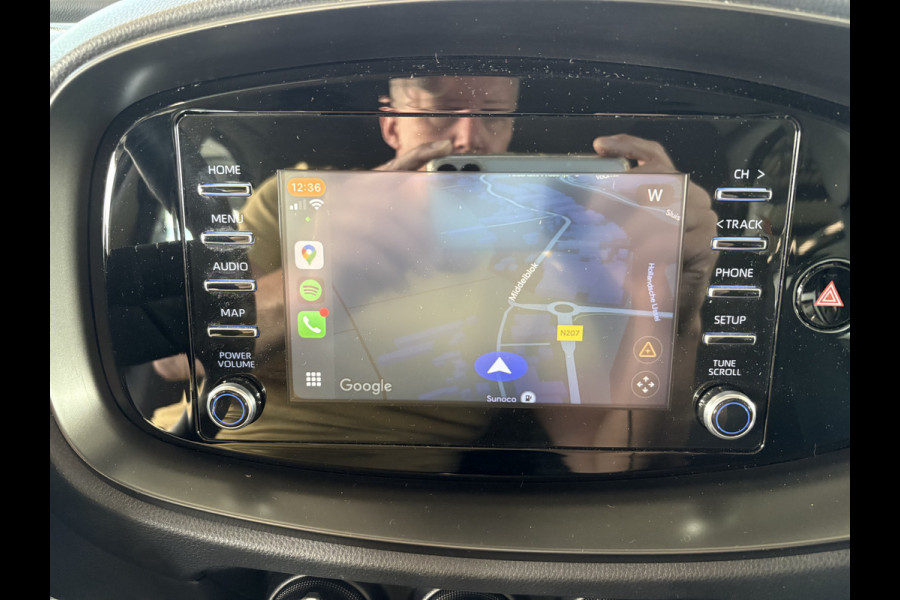 Toyota Aygo X 1.0 VVT-i 73pk Play 5-drs. CAMERA/CARPLAY/ADAPT.CRUISE/PRIVACYGLASS