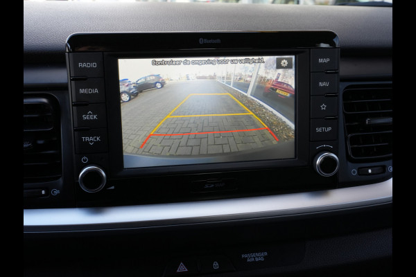 Kia Stonic 1.0 T-GDi DynamicLine | Navigatie | DAB | Camera | Android/Apple Carplay