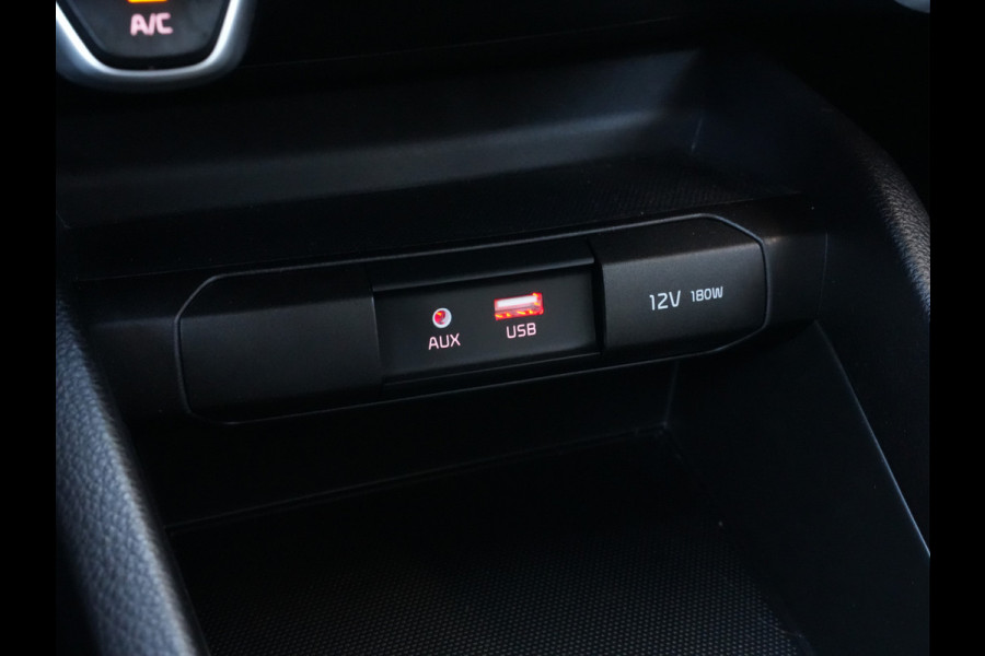 Kia Stonic 1.0 T-GDi DynamicLine | Navigatie | DAB | Camera | Android/Apple Carplay