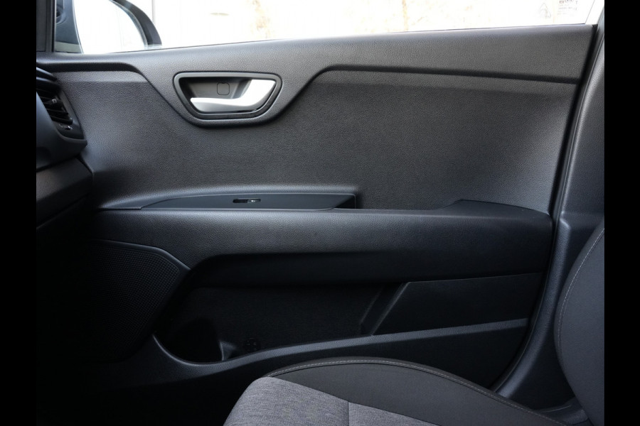 Kia Stonic 1.0 T-GDi DynamicLine | Navigatie | DAB | Camera | Android/Apple Carplay