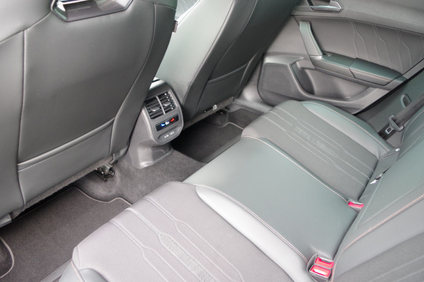 CUPRA Formentor 1.4 e-Hybrid 245 PK VZ Performance PHEV, Adap. Cruise Control, Kuipstoelen, Camera