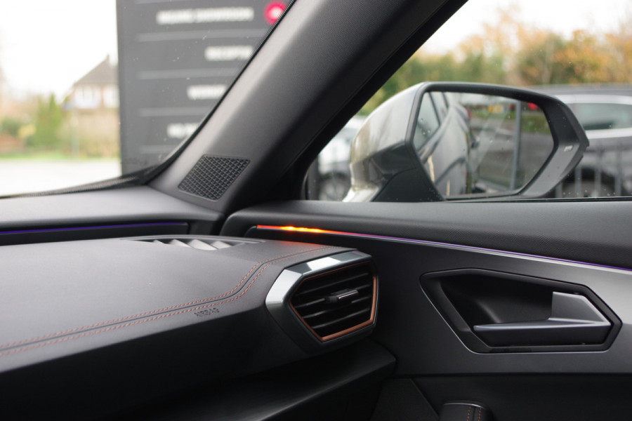 CUPRA Formentor 1.4 e-Hybrid 245 PK VZ Performance PHEV, Adap. Cruise Control, Kuipstoelen, Camera