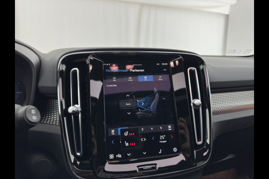 Volvo XC40 Recharge P8 AWD R-Design {SOH-89%} [ 3-Fase ] (INCL-BTW) *PANO | LEATHER-MICROFIBRE | DIGI-COCKPIT | FULL-LED | MEMORY-PACK | TOP-VIEW | CARPLAY | NAVI-FULLMAP | ECC | PDC | KEYLESS | HEATED-SPORTSEATS | BLIS | 20"ALU*