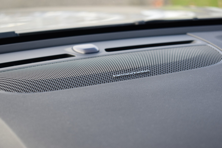 Volvo EX40 Twin Motor Performance 442PK Ultra 82 kWh Trekhaak | 20" LMV | 360 Camera | Panodak | ACC