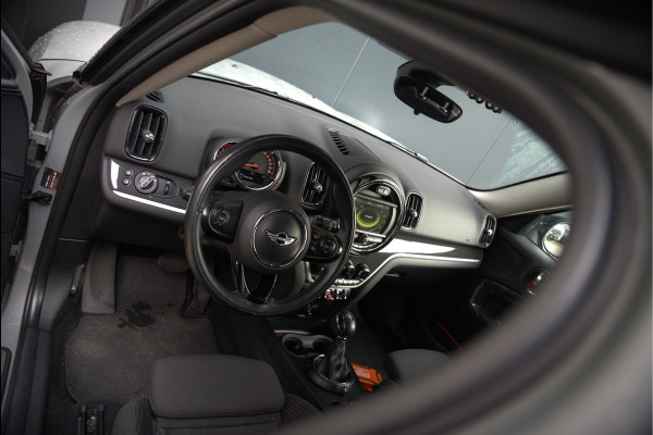 MINI Countryman 2.0 Cooper S Chili | Stoelverwarming | Parkeersensoren | Navigatie | LED | Keyless | Climate Control | Ambiance Verlichting