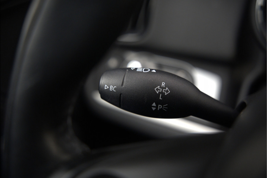 MINI Countryman 2.0 Cooper S Chili | Stoelverwarming | Parkeersensoren | Navigatie | LED | Keyless | Climate Control | Ambiance Verlichting