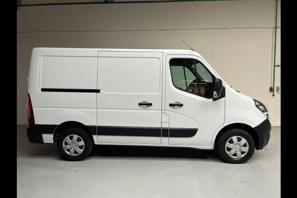 Opel Movano 2.3 Turbo 136pk euro6 L1H1 3Persoons Airco ECC Navigatie, Trekhaak 2500KG, RIJKLAARPRIJS