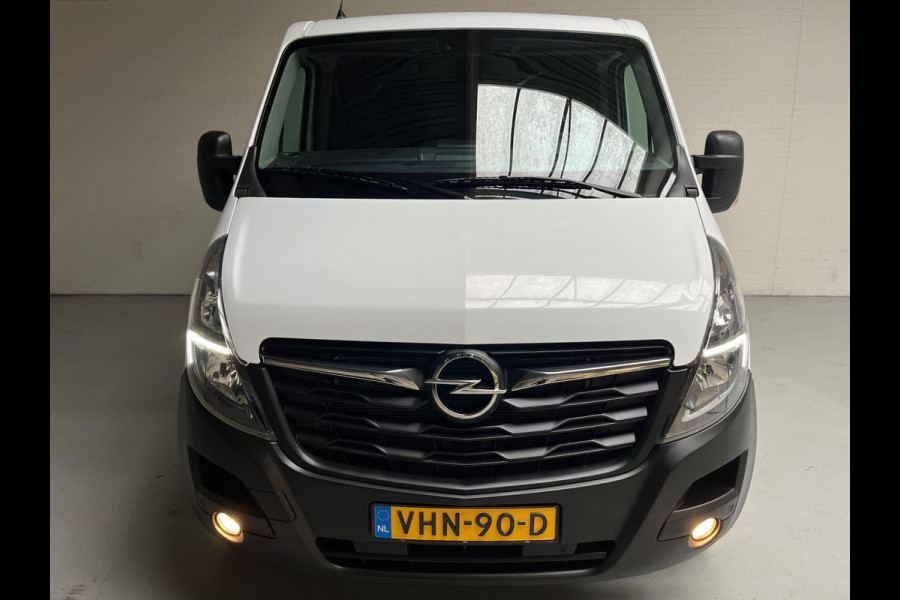 Opel Movano 2.3 Turbo 136pk euro6 L1H1 3Persoons Airco ECC Navigatie, Trekhaak 2500KG, RIJKLAARPRIJS