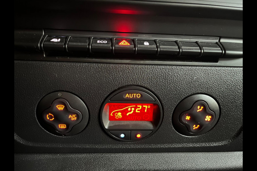 Opel Movano 2.3 Turbo 136pk euro6 L1H1 3Persoons Airco ECC Navigatie, Trekhaak 2500KG, RIJKLAARPRIJS