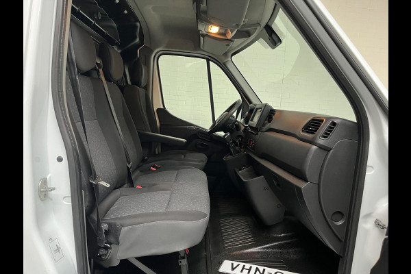 Opel Movano 2.3 Turbo 136pk euro6 L1H1 3Persoons Airco ECC Navigatie, Trekhaak 2500KG, RIJKLAARPRIJS