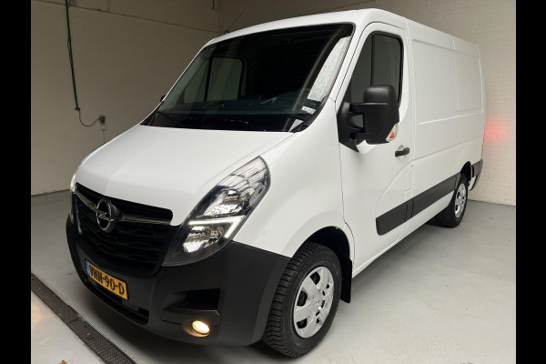 Opel Movano 2.3 Turbo 136pk euro6 L1H1 3Persoons Airco ECC Navigatie, Trekhaak 2500KG, RIJKLAARPRIJS