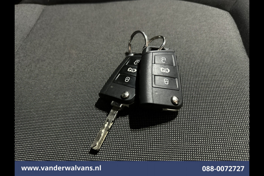 Volkswagen Crafter 2.0 TDI 177pk L3H2 L2H1 Euro6 Airco | Navigatie | Cruisecontrol | Parkeersensoren 3000kg trekvermogen