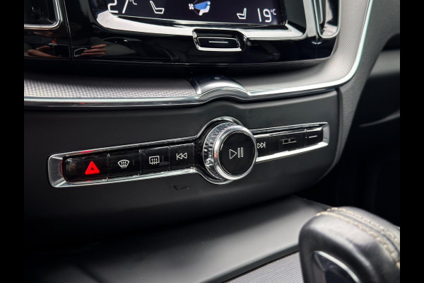 Volvo XC60 2.0 T8 Twin Engine AWD R-Design Panorama|Trekhaak