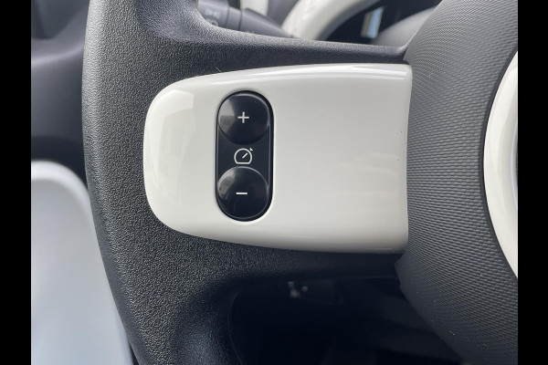 Renault Twingo Z.E. R80 Collection | Apple Carplay & Android auto | Cruise control