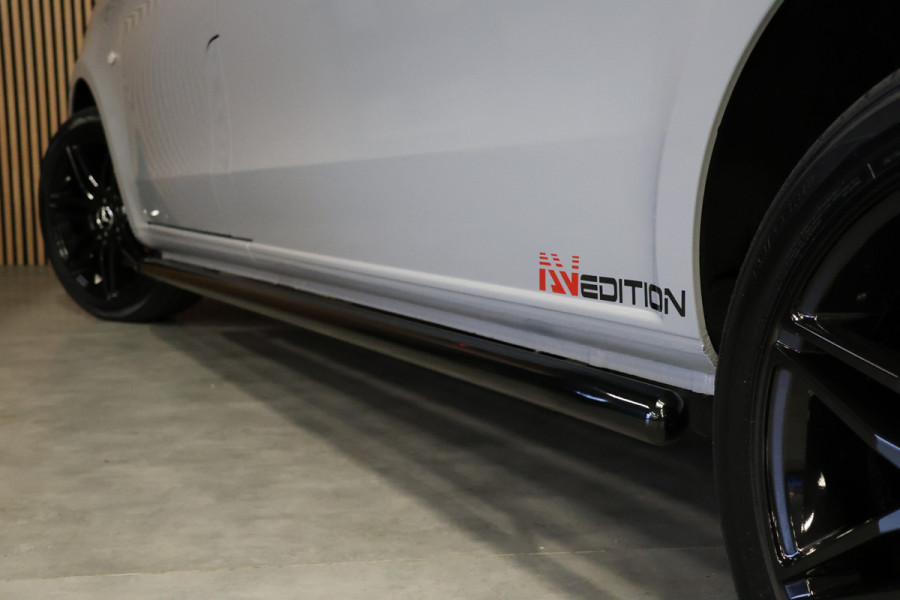 Mercedes-Benz Vito 116 CDI L2 | Multibeam LED | CarPlay | Camera | Dodehoek | MF Stuur | DAB | 3-Zitter | Lederen bekleding