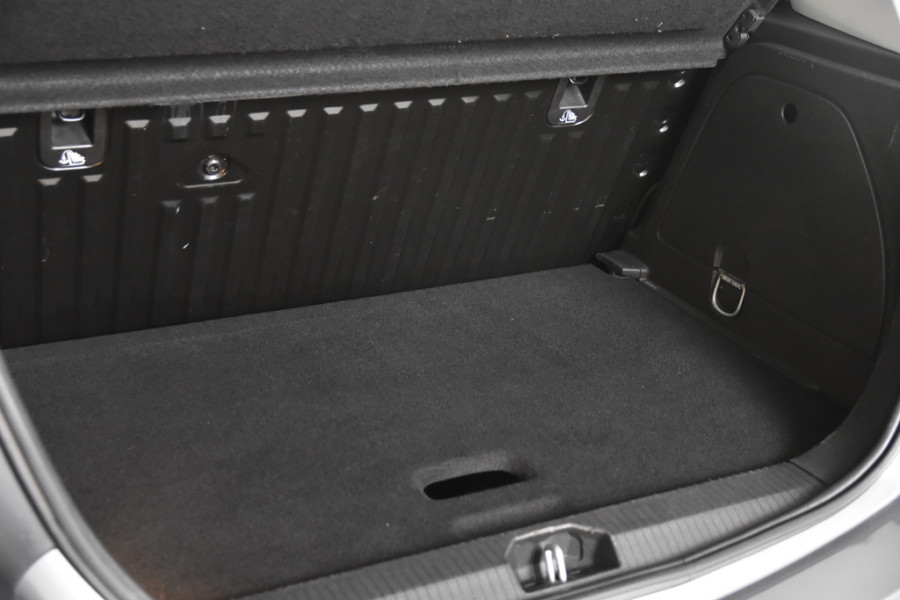 Opel Corsa 1.4 Black Edition OPC-Line *1ste Eigenaar*Navigatie*Carplay*