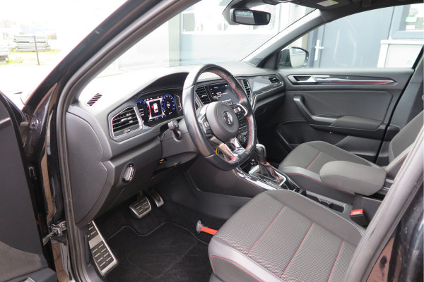 Volkswagen T-Roc 1.5 TSI 150pk DSGSport Camera , Virtual Cockpit , Navi , Led , Carplay, DAB+ ,PDC, LMV, Electr. bedienbare achterklep, Schakelflippers aan stuurwiel etc..