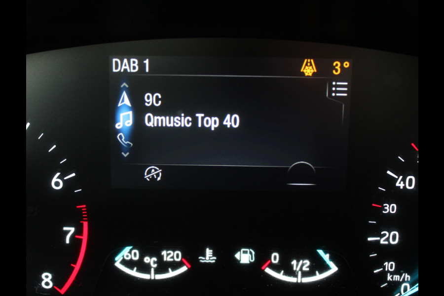 Ford Focus 1.0 EcoBoost Trend Edition Business AIRCO | CARPLAY | CRUISE | NAVI | LMV16 | DAB | PDC | LED | TREKHAAK