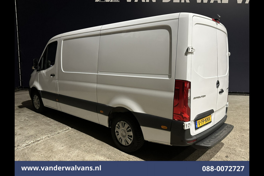Mercedes-Benz Sprinter 315 CDI 150pk L2H1 Euro6 Airco | Camera | Apple Carplay | Cruisecontrol | Stoelverwarming Android Auto, Parkeersensoren, Bijrijdersbank