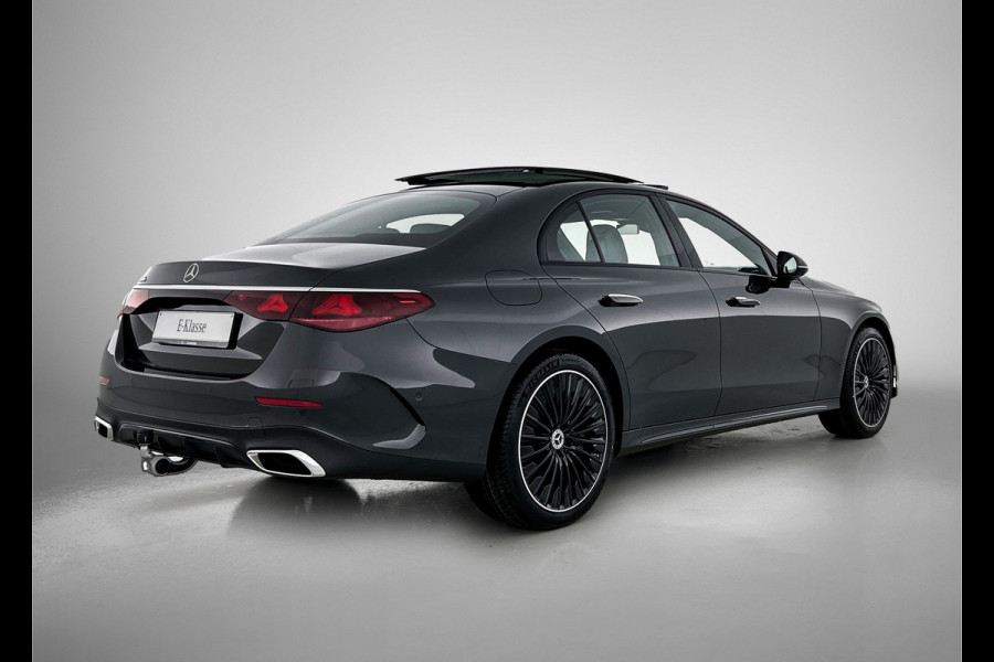Mercedes-Benz E-Klasse 300 e Sport Edition |  Premium pakket | Trekhaak | Stoelventilatie voor | Nightpakket | Winter pakket | Burmester® 4D sound system | 20 inch AMG velgen zwart | DISTRONIC | 360°-camera | MBUX Superscreen |