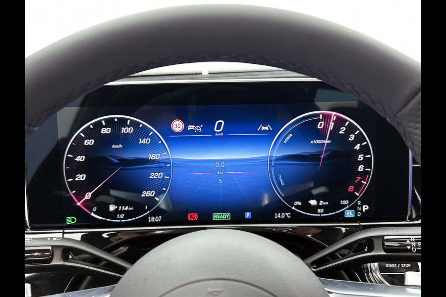 Mercedes-Benz E-Klasse 300 e Sport Edition |  Premium pakket | Trekhaak | Stoelventilatie voor | Nightpakket | Winter pakket | Burmester® 4D sound system | 20 inch AMG velgen zwart | DISTRONIC | 360°-camera | MBUX Superscreen |