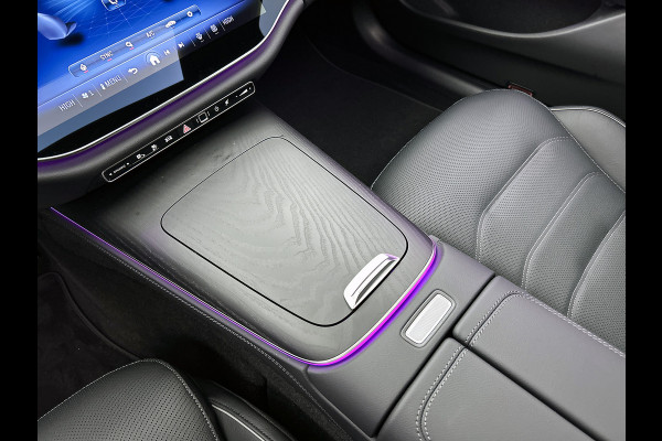 Mercedes-Benz E-Klasse 300 e Sport Edition |  Premium pakket | Trekhaak | Stoelventilatie voor | Nightpakket | Winter pakket | Burmester® 4D sound system | 20 inch AMG velgen zwart | DISTRONIC | 360°-camera | MBUX Superscreen |