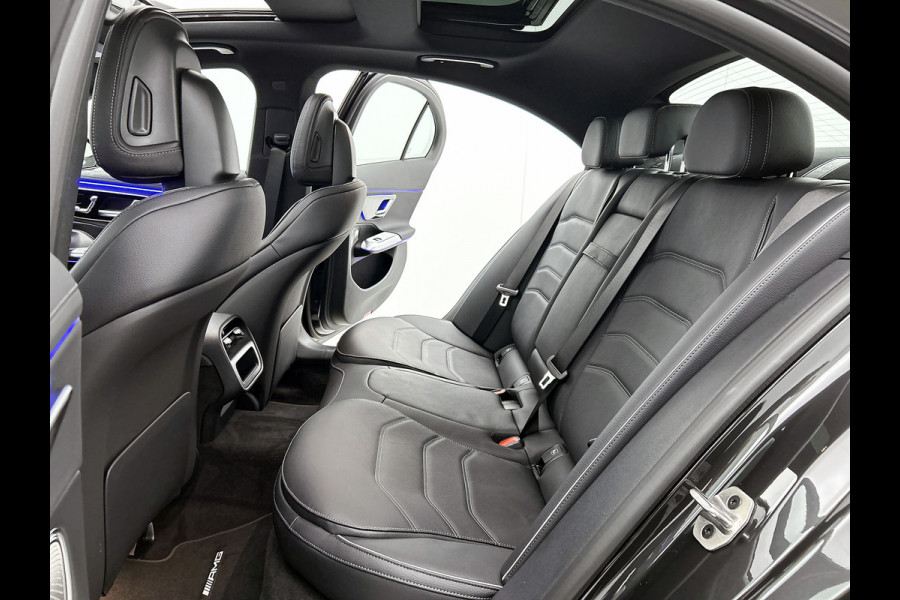 Mercedes-Benz E-Klasse 300 e Sport Edition |  Premium pakket | Trekhaak | Stoelventilatie voor | Nightpakket | Winter pakket | Burmester® 4D sound system | 20 inch AMG velgen zwart | DISTRONIC | 360°-camera | MBUX Superscreen |