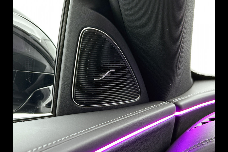 Mercedes-Benz E-Klasse 300 e Sport Edition |  Premium pakket | Trekhaak | Stoelventilatie voor | Nightpakket | Winter pakket | Burmester® 4D sound system | 20 inch AMG velgen zwart | DISTRONIC | 360°-camera | MBUX Superscreen |