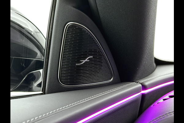 Mercedes-Benz E-Klasse 300 e Sport Edition |  Premium pakket | Trekhaak | Stoelventilatie voor | Nightpakket | Winter pakket | Burmester® 4D sound system | 20 inch AMG velgen zwart | DISTRONIC | 360°-camera | MBUX Superscreen |