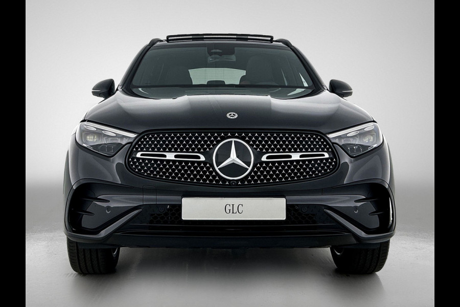 Mercedes-Benz GLC 300e 4MATIC Sport Edition | Trekhaak | Nightpakket | AMG Premium | 360°-camera | Memorypakket | Winterpakket | URBAN GUARD voertuigbescherming plus | KEYLESS GO-comfortpakket | Dodehoekassistent |
