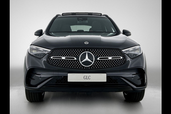 Mercedes-Benz GLC 300e 4MATIC Sport Edition | Trekhaak | Nightpakket | AMG Premium | 360°-camera | Memorypakket | Winterpakket | URBAN GUARD voertuigbescherming plus | KEYLESS GO-comfortpakket | Dodehoekassistent |