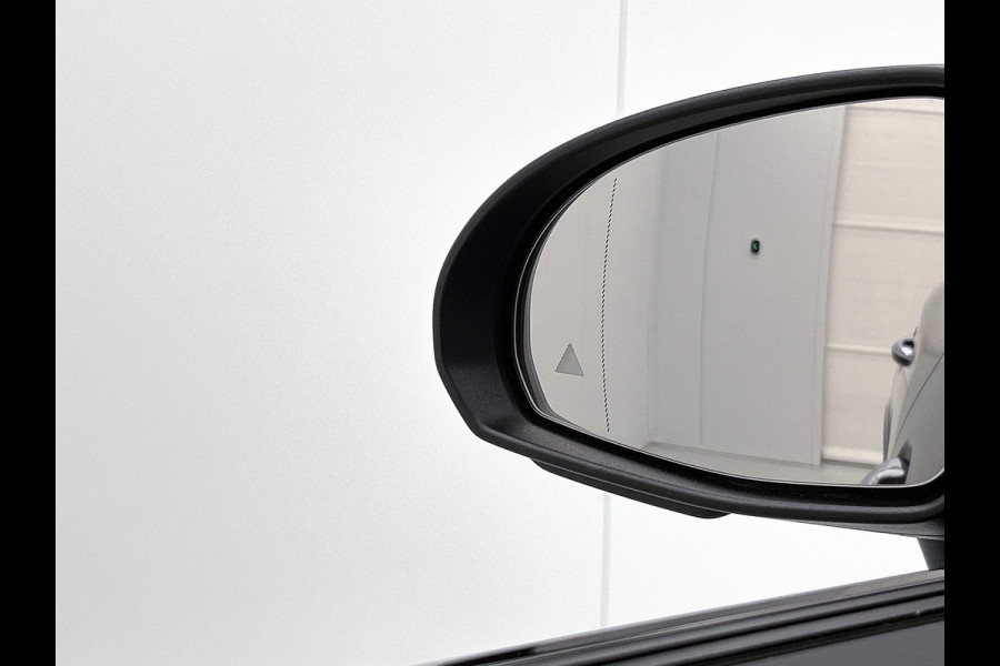 Mercedes-Benz GLC 300e 4MATIC Sport Edition | Trekhaak | Nightpakket | AMG Premium | 360°-camera | Memorypakket | Winterpakket | URBAN GUARD voertuigbescherming plus | KEYLESS GO-comfortpakket | Dodehoekassistent |