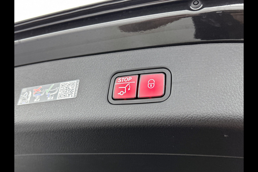 Mercedes-Benz GLC 300e 4MATIC Sport Edition | Trekhaak | Nightpakket | AMG Premium | 360°-camera | Memorypakket | Winterpakket | URBAN GUARD voertuigbescherming plus | KEYLESS GO-comfortpakket | Dodehoekassistent |