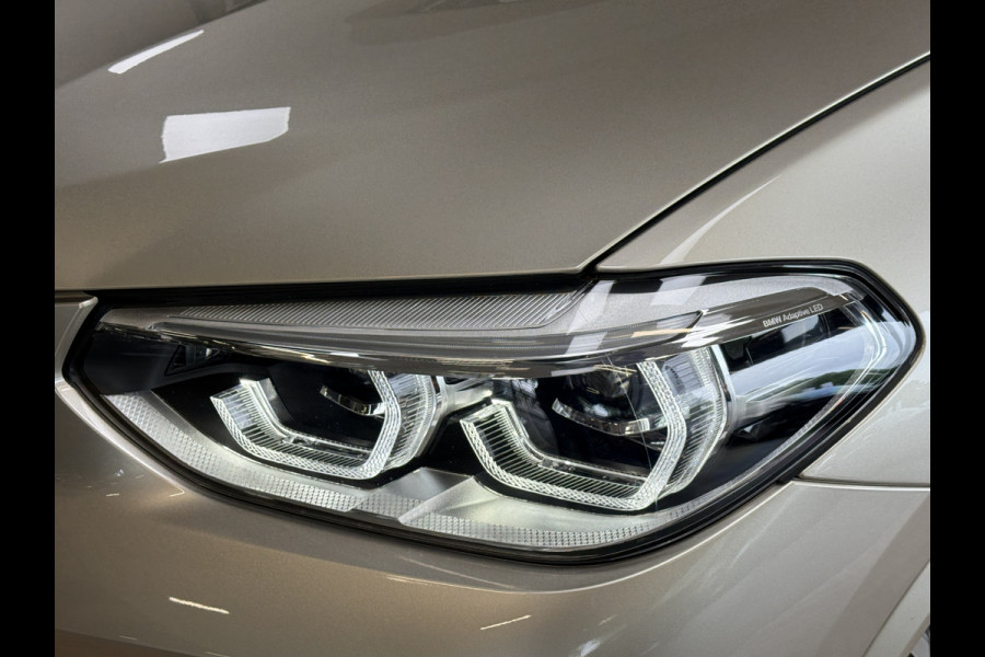 BMW X3 M40i xDrive High Executive M Sport Groot Navi | H&K | Pano | 21" | LED | HUD | Camera |