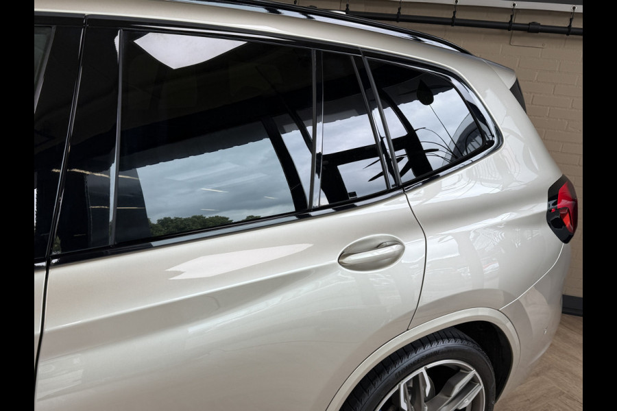 BMW X3 M40i xDrive High Executive M Sport Groot Navi | H&K | Pano | 21" | LED | HUD | Camera |