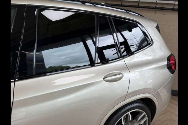 BMW X3 M40i xDrive High Executive M Sport Groot Navi | H&K | Pano | 21" | LED | HUD | Camera |
