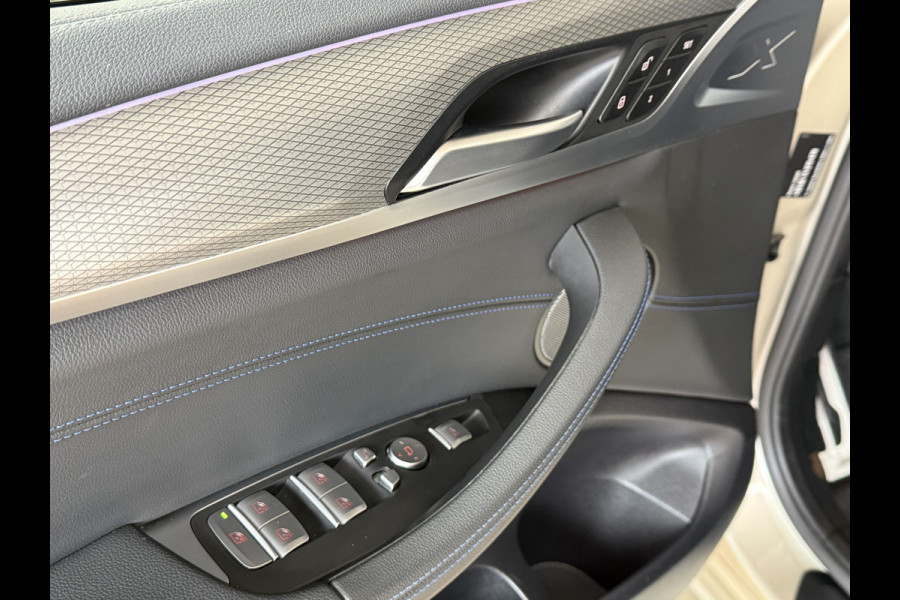 BMW X3 M40i xDrive High Executive M Sport Groot Navi | H&K | Pano | 21" | LED | HUD | Camera |