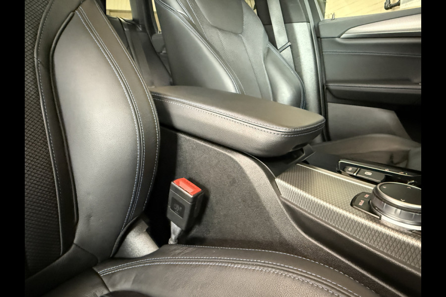 BMW X3 M40i xDrive High Executive M Sport Groot Navi | H&K | Pano | 21" | LED | HUD | Camera |
