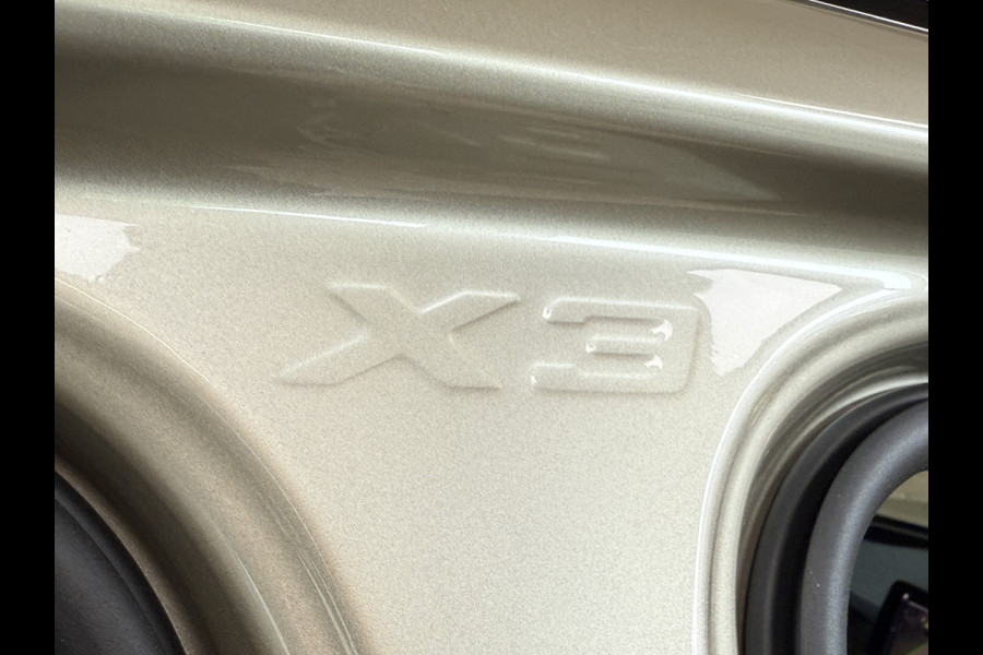 BMW X3 M40i xDrive High Executive M Sport Groot Navi | H&K | Pano | 21" | LED | HUD | Camera |