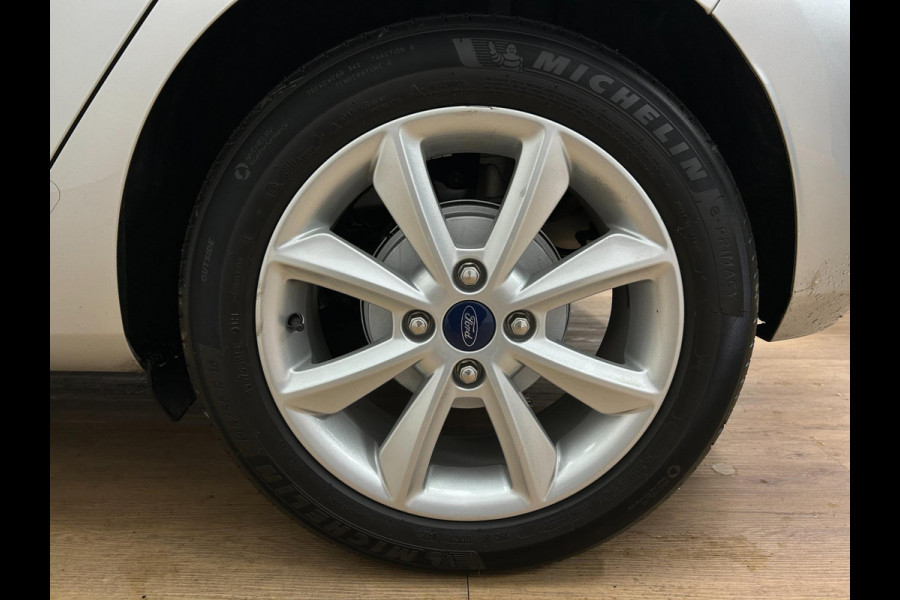 Ford Fiesta Occasion 1.1 Trend |Grijs | Cruisecontrol | Tweedehands Ford Fiesta | Airco | Carplay |