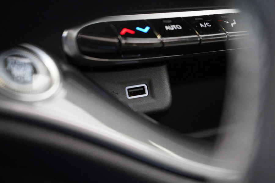 Fiat 500 La Prima 42 kWh | SoH 97% | Schuif/kanteldak | Navigatie | Leder | Apple Carplay