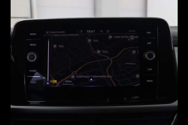 Volkswagen T-Roc 1.5 TSI Life Business | Stoelverwarming | Camera | Virtual Cockpit | Carplay | Full LED | Adaptive cruise | Navigatie | Park Assist | Climate control | DAB | Bluetooth