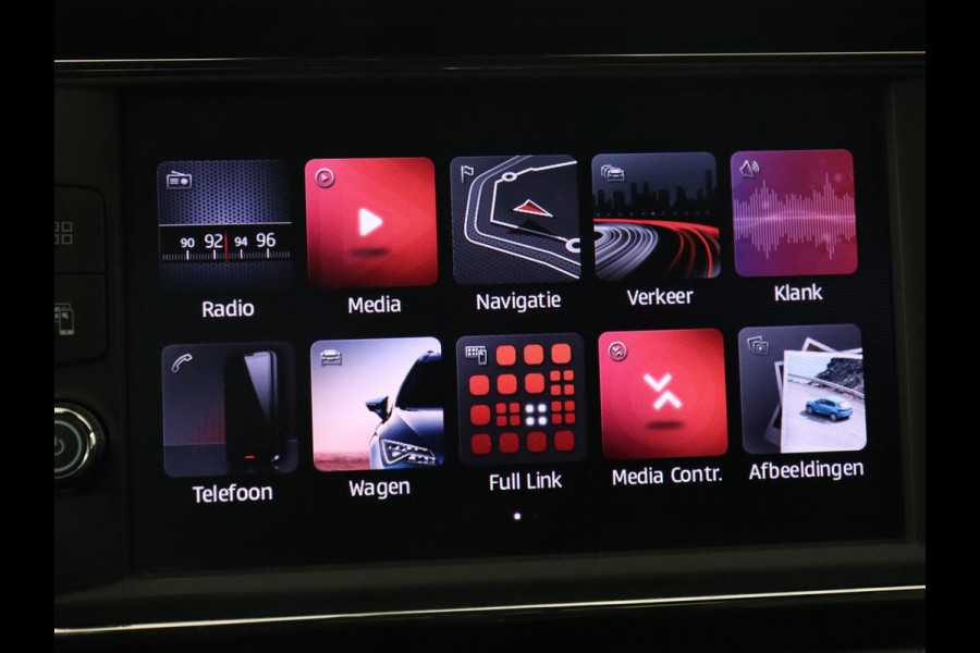 Seat Leon 1.5 TSI FR Ultimate Edition | Stoelverwarming | Carplay | Beats Pack | Adaptive cruise | Sfeerverlichting | Navigatie | Keyless | Virtual Cockpit | Climate control | Sportstoelen