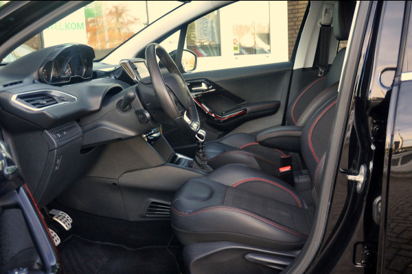 Peugeot 208 1.2 PureTech 110 PK GT-Line | Navigatie | 17 inch |  Nieuwe d-riem