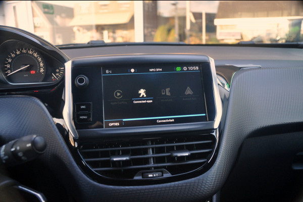 Peugeot 208 1.2 PureTech 110 PK GT-Line | Navigatie | 17 inch |  Nieuwe d-riem