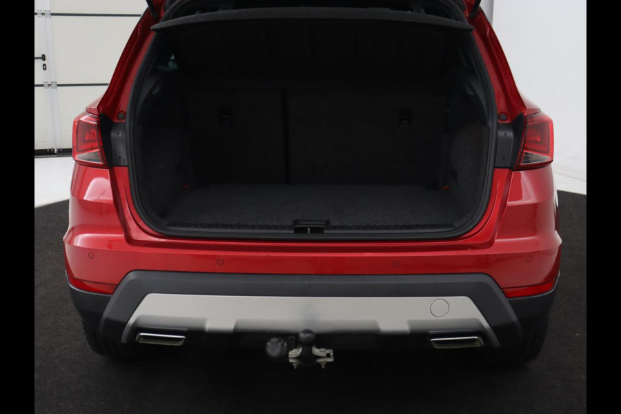 Seat Arona 1.0 TSI FR Launch | 1e eigenaar | Stoelverwarming | Adaptive cruise | Full LED | Beats Audio | Trekhaak | DAB | Carplay | Camera | Navigatie | Park Assist | Climate control