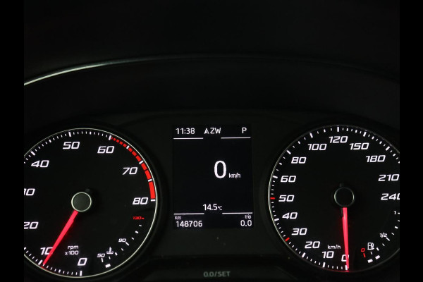 Seat Arona 1.0 TSI FR Launch | 1e eigenaar | Stoelverwarming | Adaptive cruise | Full LED | Beats Audio | Trekhaak | DAB | Carplay | Camera | Navigatie | Park Assist | Climate control