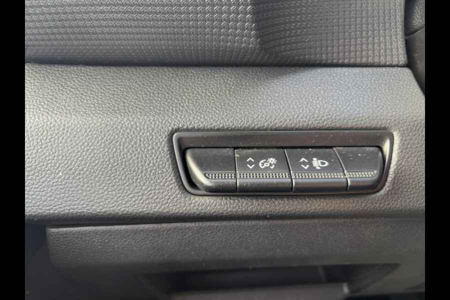 Renault Trafic 2.0 dCi 110 T30 L2H1*A/C*CRUISE*NAVI*HAAK*3PERS*