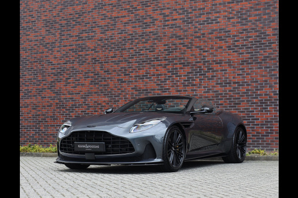 Aston Martin DB12 Volante 4.0 V8 | Xenon Grey - Carbon Pack